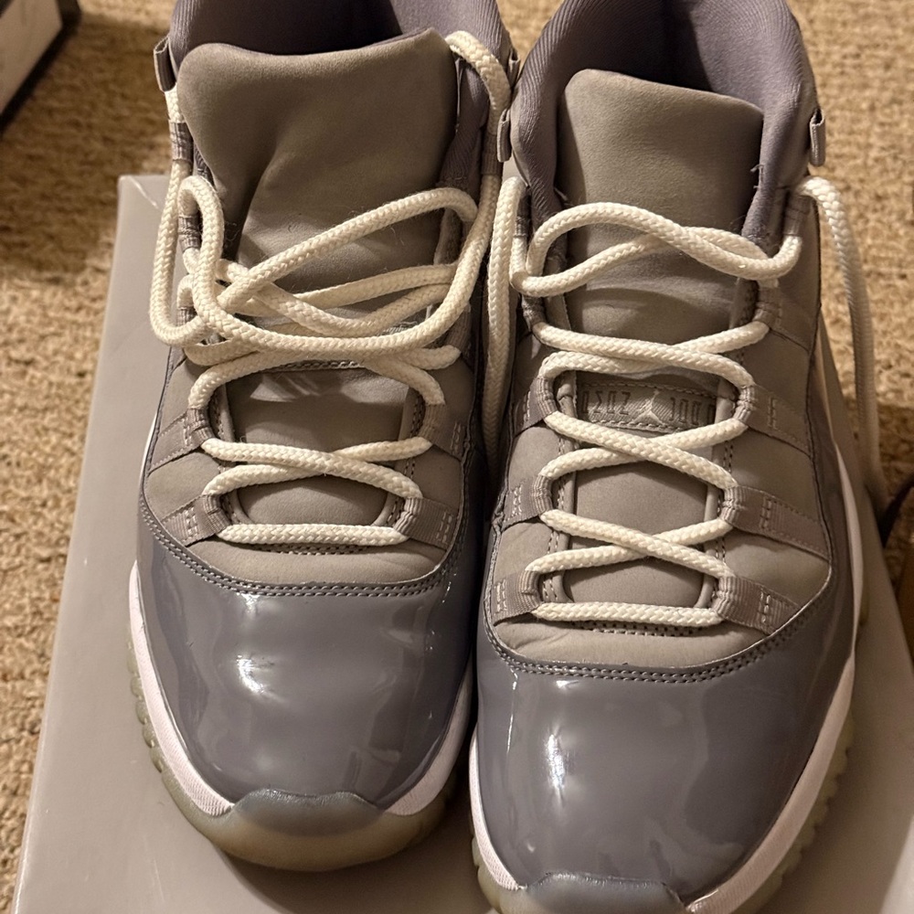 Jordan Air Jordan 11 Retro Box in Medium Grey and Black